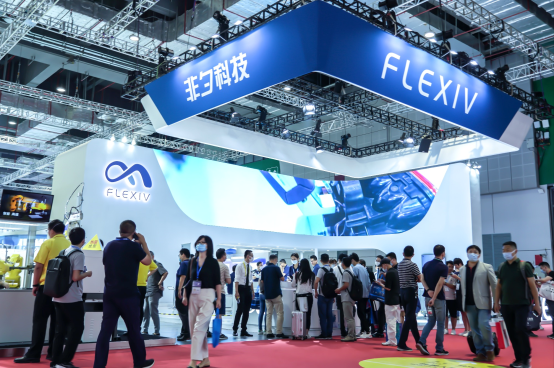 Flexiv非夕携最新自适应机器人技术和应用亮相2020工博会-精研拍拍网