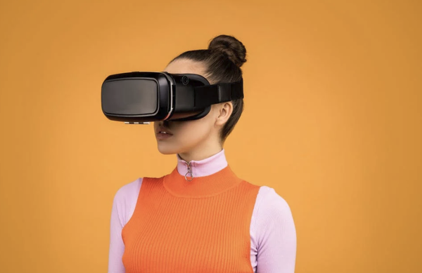 IDC报告：今年全球VR及AR支出预计将达到138亿美元-精研拍拍网