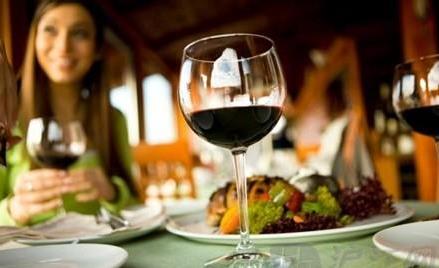 酒桌文化：酒桌上的礼仪，酒桌上的规矩和潜规则-精研拍拍网